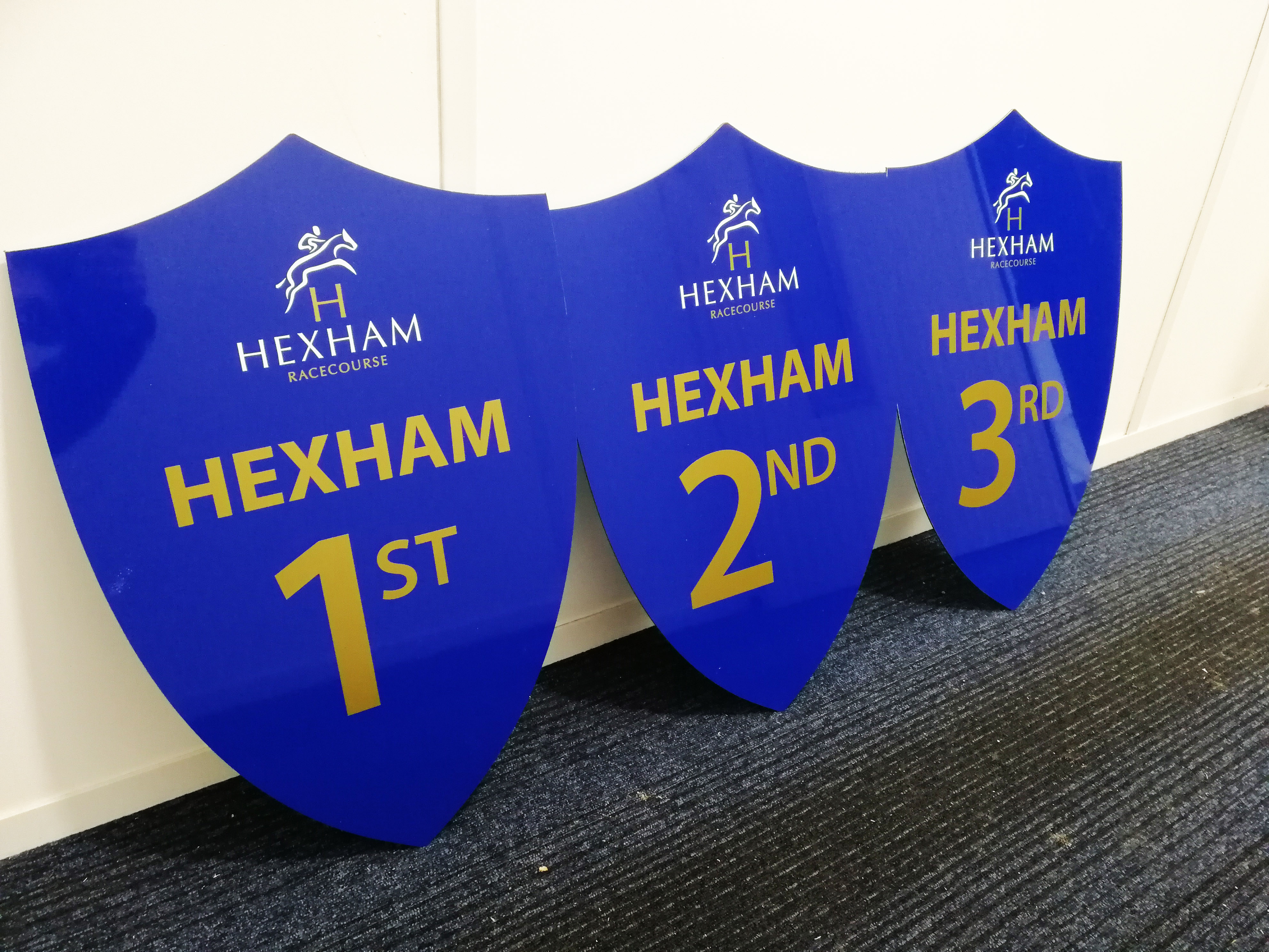 Hexham-Racecourse-signs2