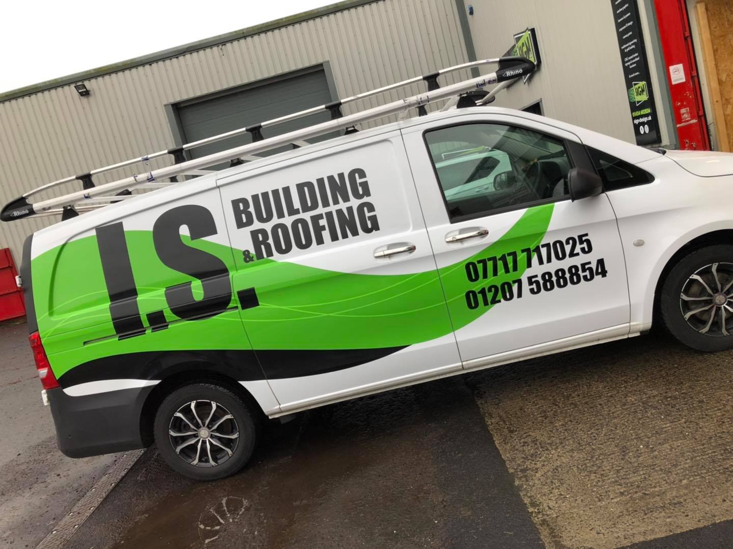 I.S. Building & Roofing